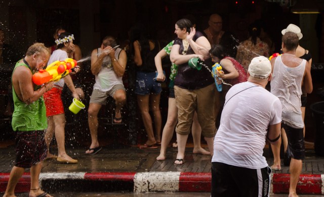 songkran 2013