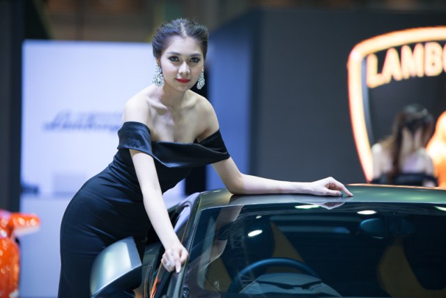 motorshowpretties-28